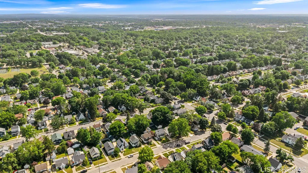 817 Joslin Street SE Grand Rapids City MI 49507
