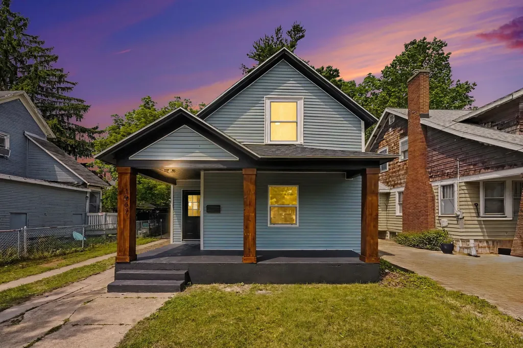 1967 Francis Avenue SE Grand Rapids City MI 49507