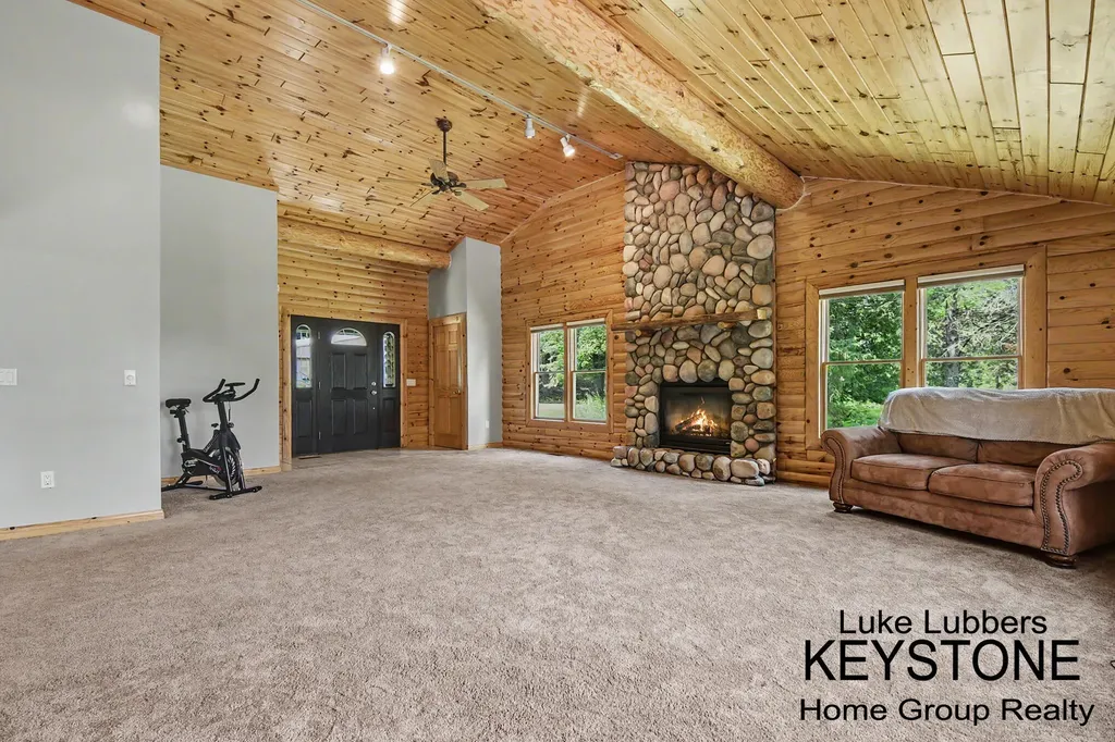 6079 M-32 Vienna Township MI 49709