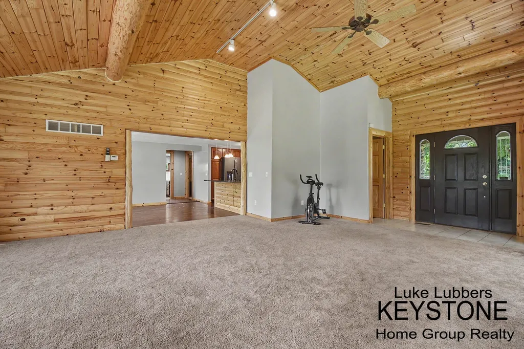 6079 M-32 Vienna Township MI 49709