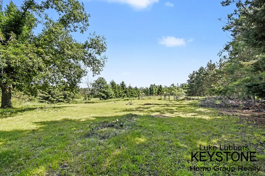 6079 M-32 Vienna Township MI 49709