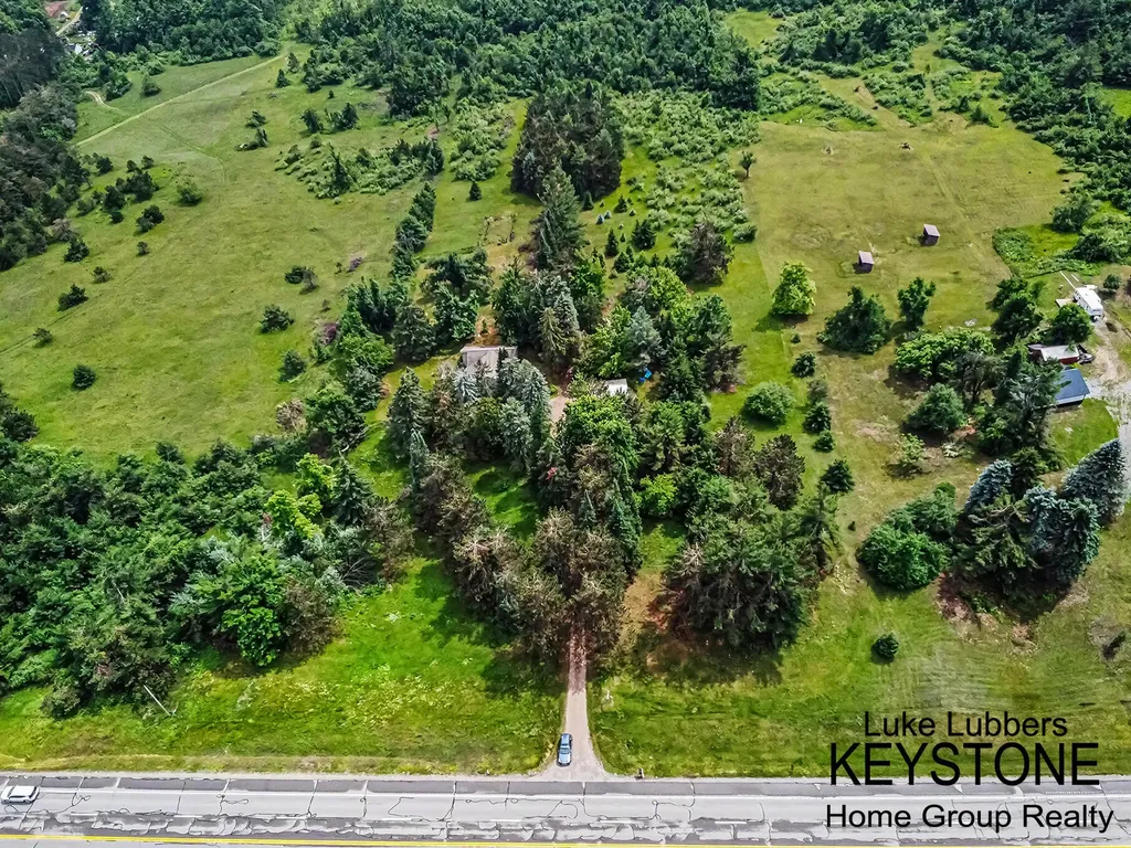6079 M-32 Vienna Township MI 49709