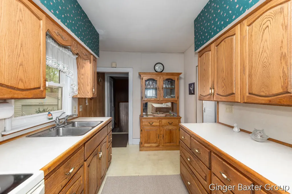 443 East Street Coopersville City MI 49404