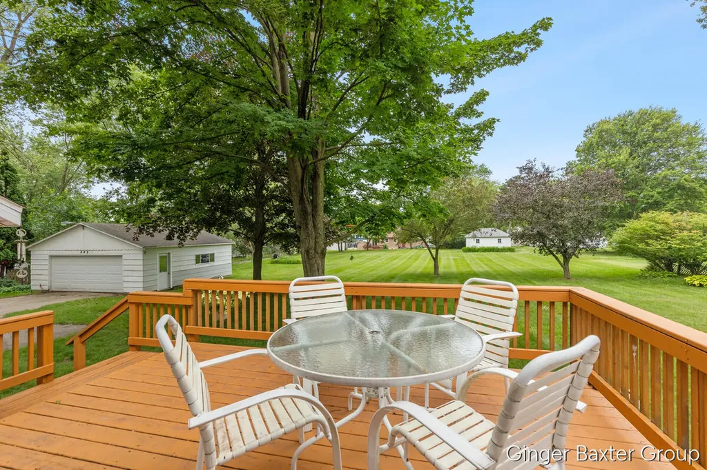 443 East Street Coopersville City MI 49404
