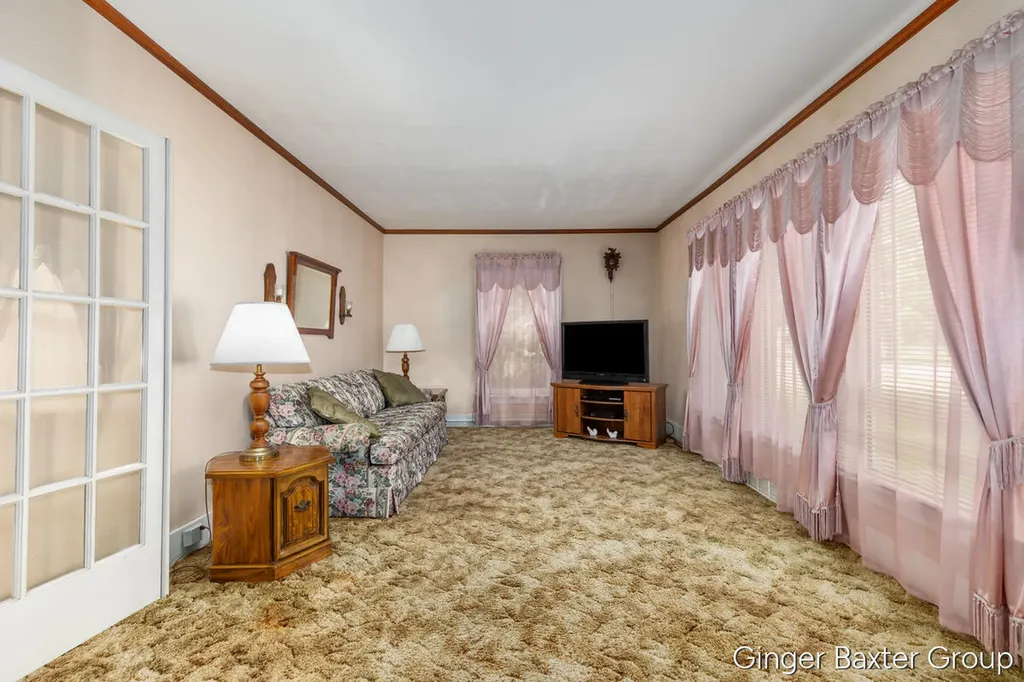 443 East Street Coopersville City MI 49404