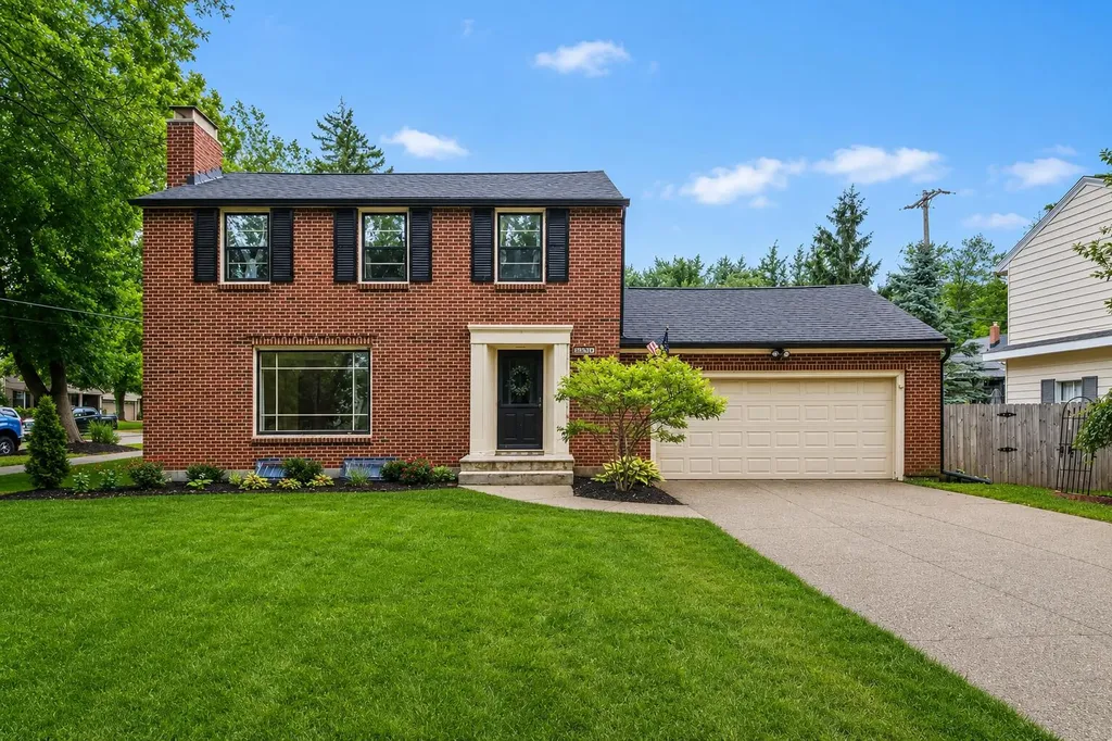2324 Estelle Drive SE East Grand Rapids City MI 49506