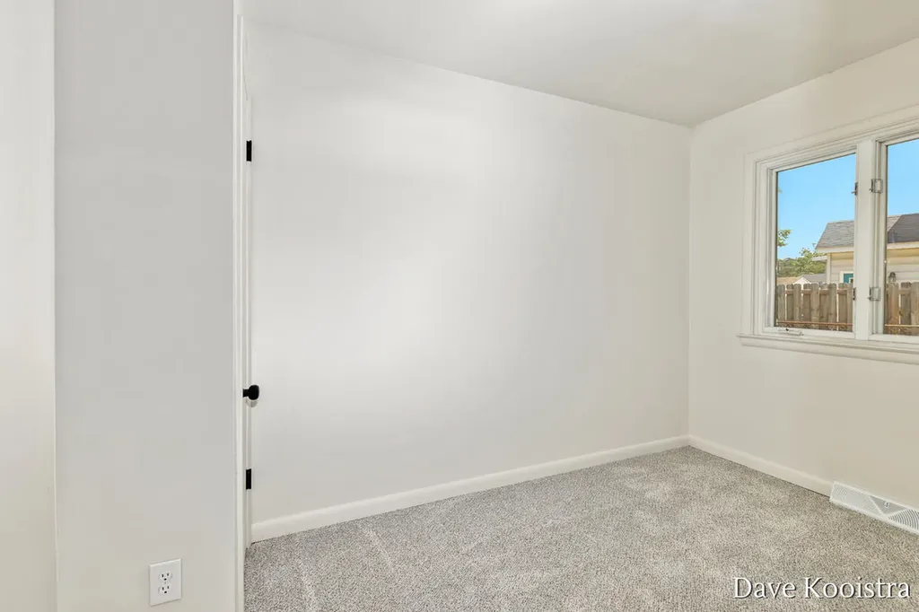 2530 De Hoop Avenue SW Wyoming City MI 49509