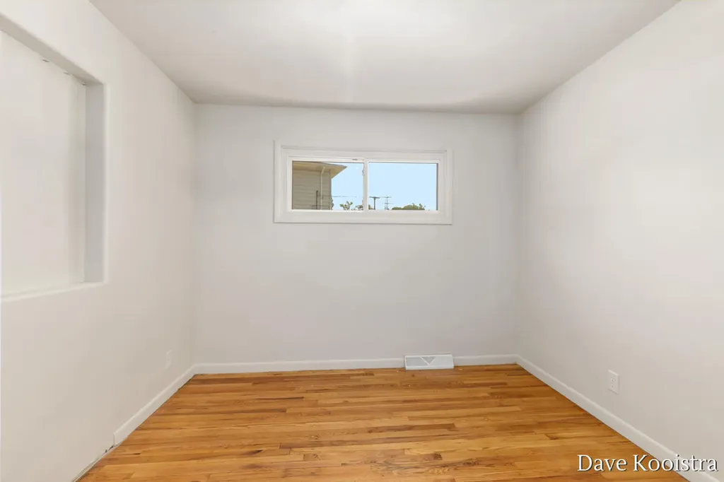 2530 De Hoop Avenue SW Wyoming City MI 49509