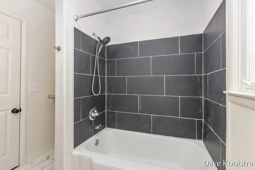 2530 De Hoop Avenue SW Wyoming City MI 49509
