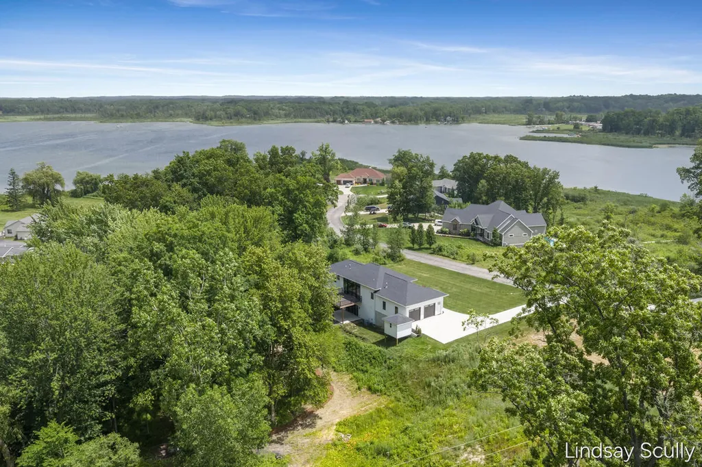 9465 Wabasis Pointe Drive NE Oakfield Township MI 48838