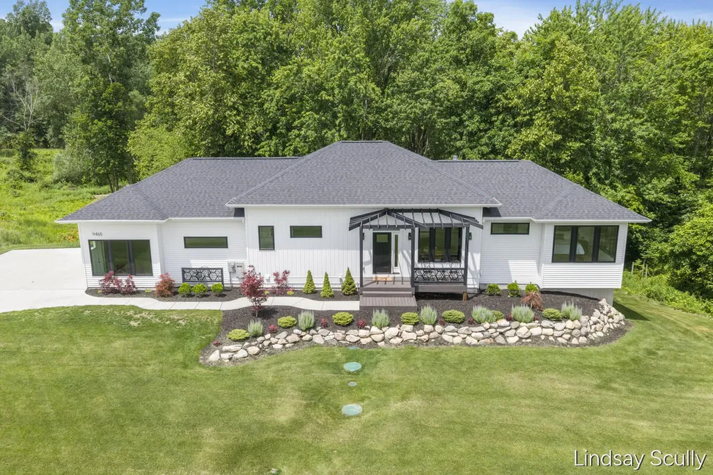 9465 Wabasis Pointe Drive NE Oakfield Township MI 48838
