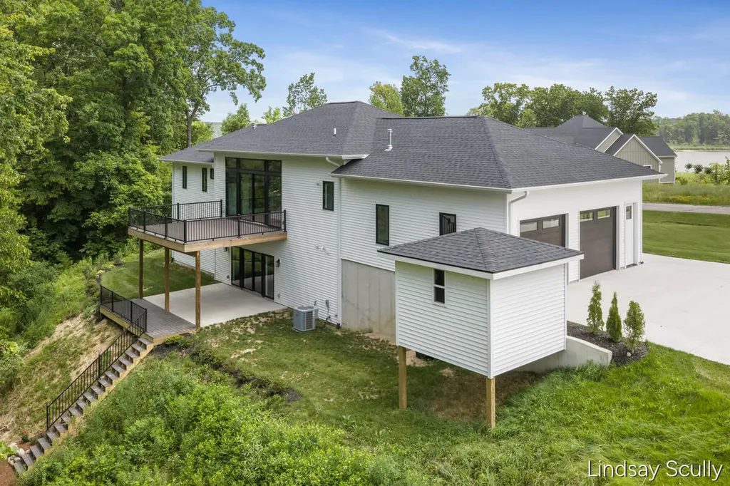 9465 Wabasis Pointe Drive NE Oakfield Township MI 48838