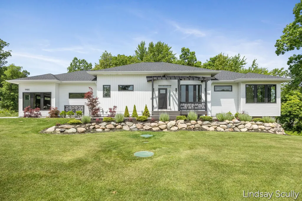 9465 Wabasis Pointe Drive NE Oakfield Township MI 48838