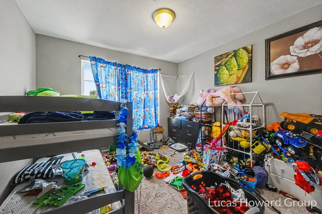 1041 Sunfield Drive Holland Charter Township MI 49424