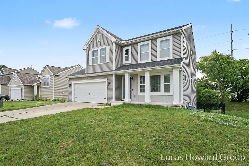 1041 Sunfield Dr Drive Holland Charter Township MI 49424