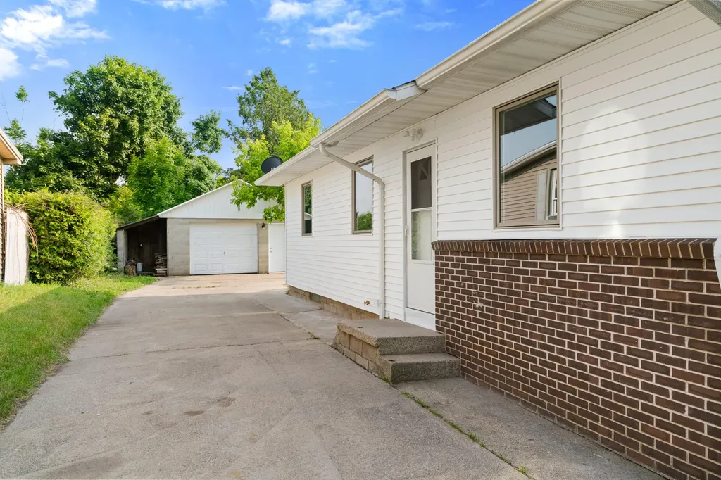 112 Fulton Street Petoskey City MI 49770