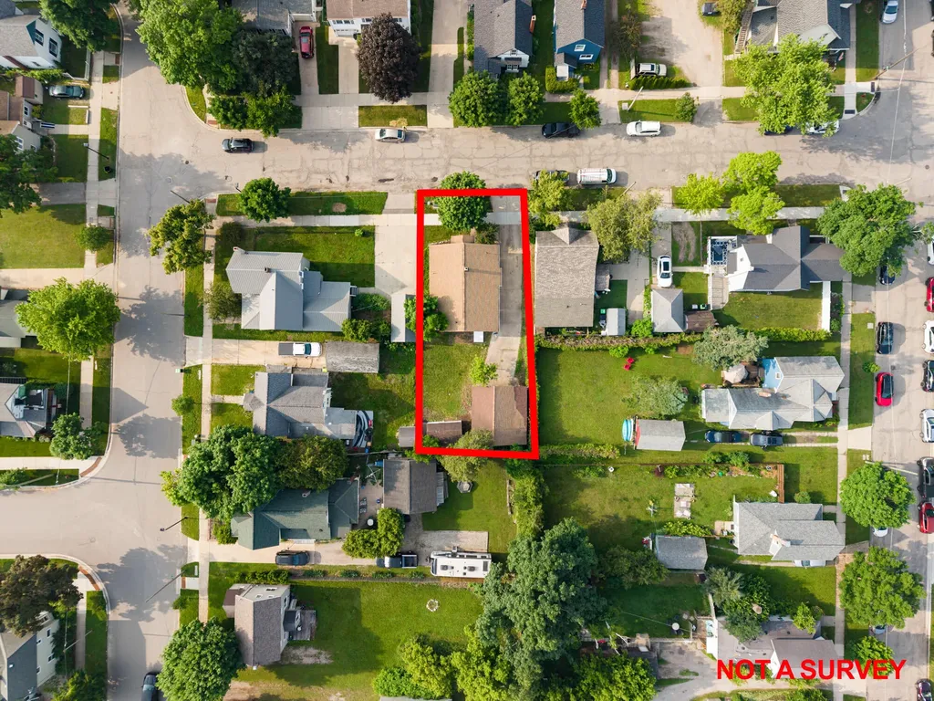 112 Fulton Street Petoskey City MI 49770