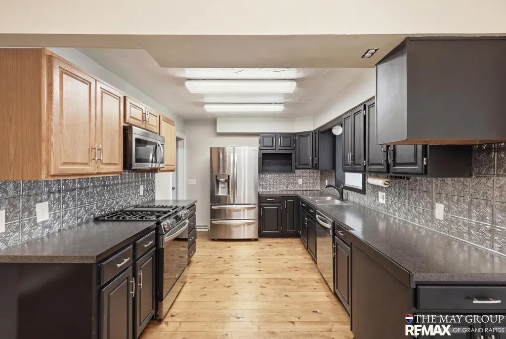 826 Morningside Court Lake Odessa Village MI 48849