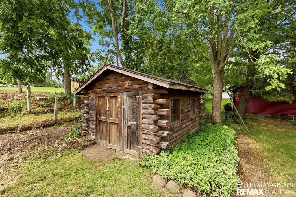 826 Morningside Court Lake Odessa Village MI 48849