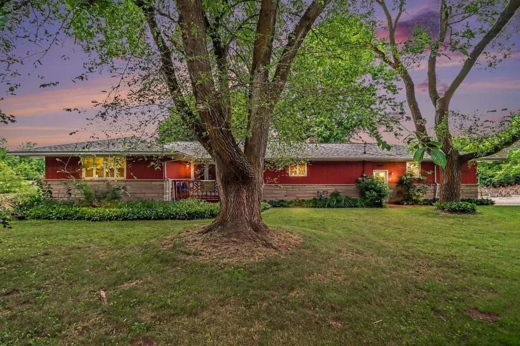 12090 M 40 Bloomingdale Township MI 49055