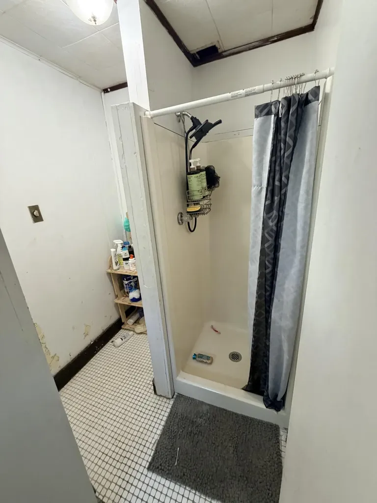 1607 Elwood Street Muskegon City MI 49442