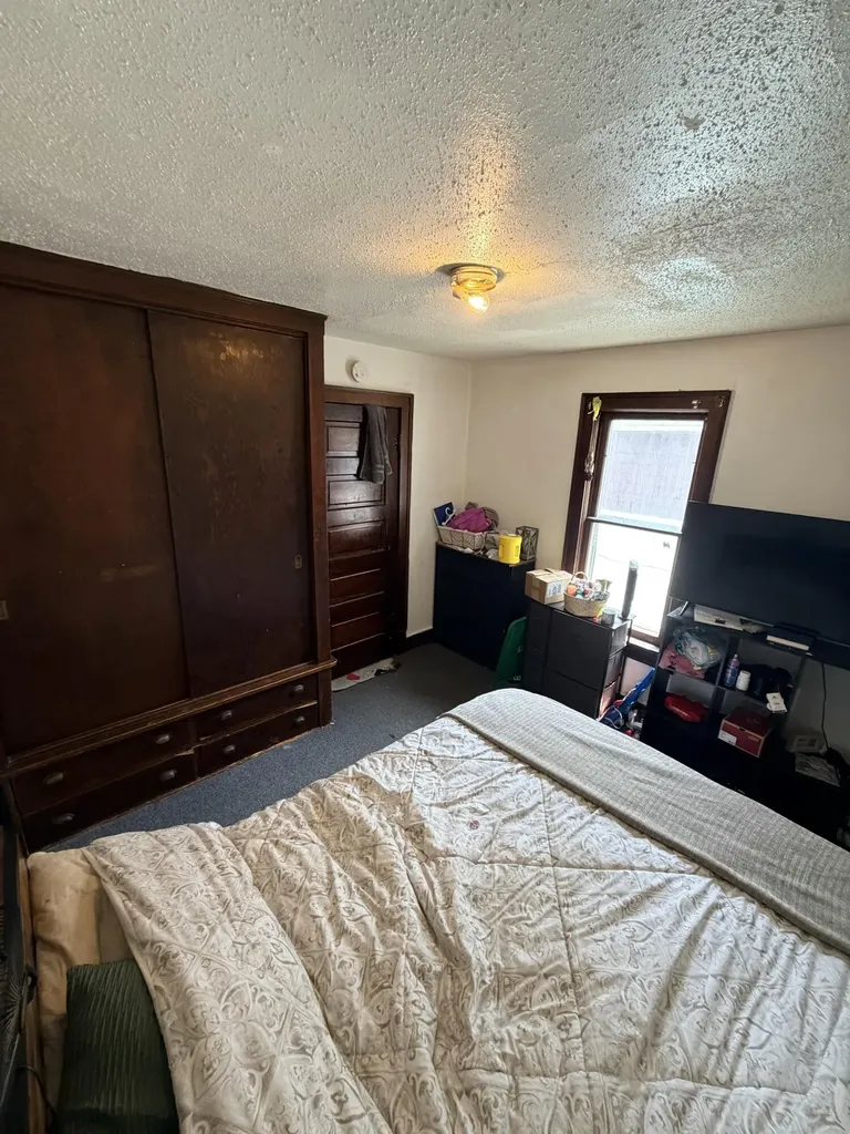 1607 Elwood Street Muskegon City MI 49442