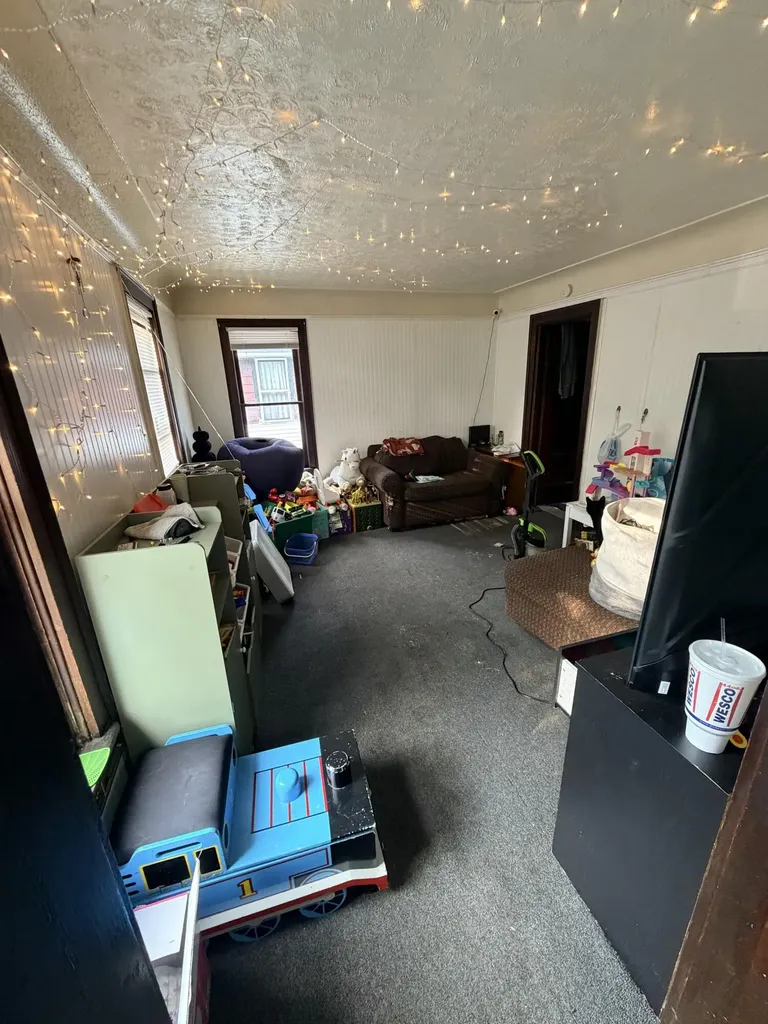 1607 Elwood Street Muskegon City MI 49442