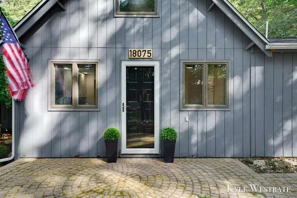 18075 Sunset Drive Grand Haven Charter Township MI 49417
