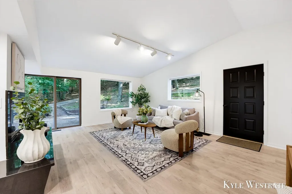 18075 Sunset Drive Grand Haven Charter Township MI 49417