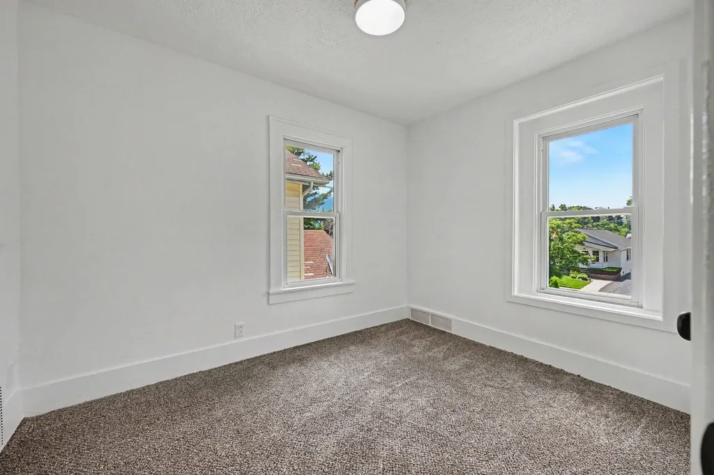 224 W Burnham Street W Battle Creek City MI 49015