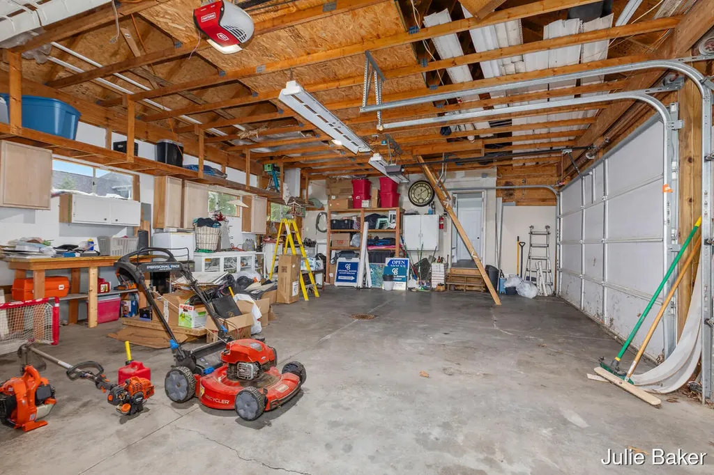 40 S Monroe Street NE Rockford City MI 49341