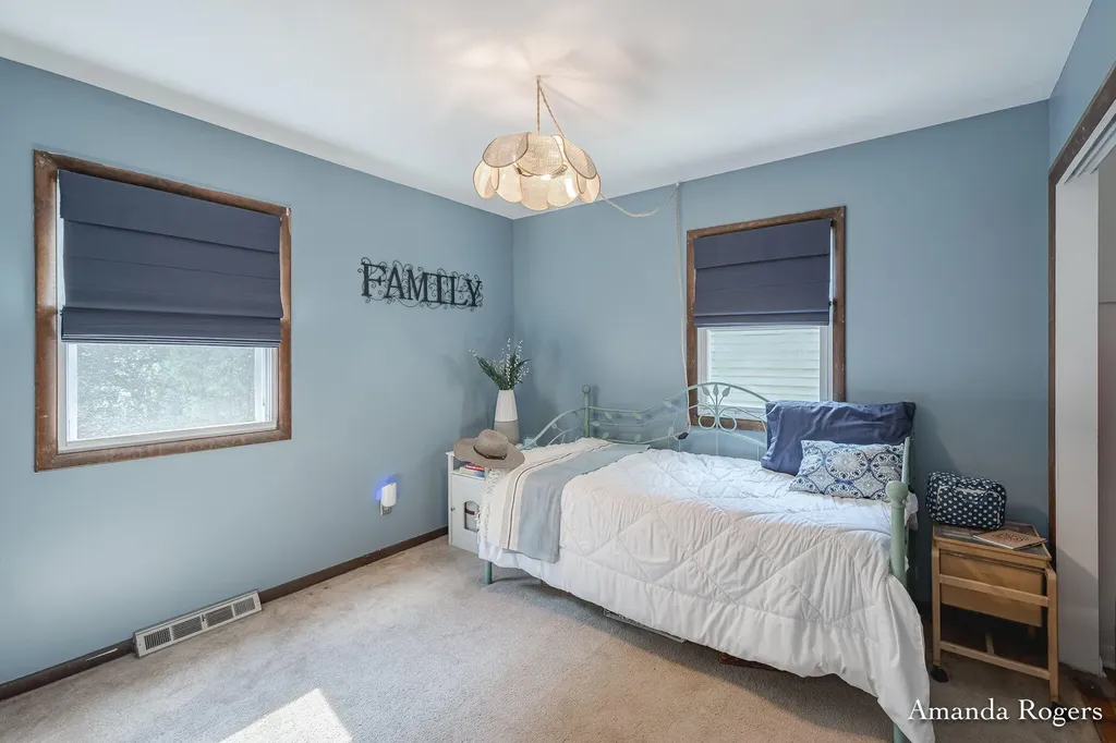 1464 Baywicke Drive SE Lowell Charter Township MI 49331