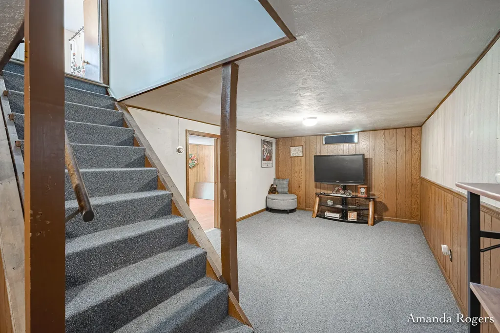 1464 Baywicke Drive SE Lowell Charter Township MI 49331