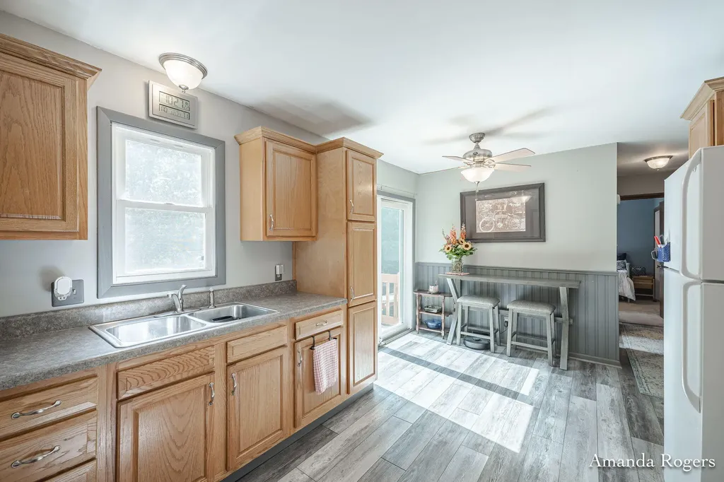 1464 Baywicke Drive SE Lowell Charter Township MI 49331