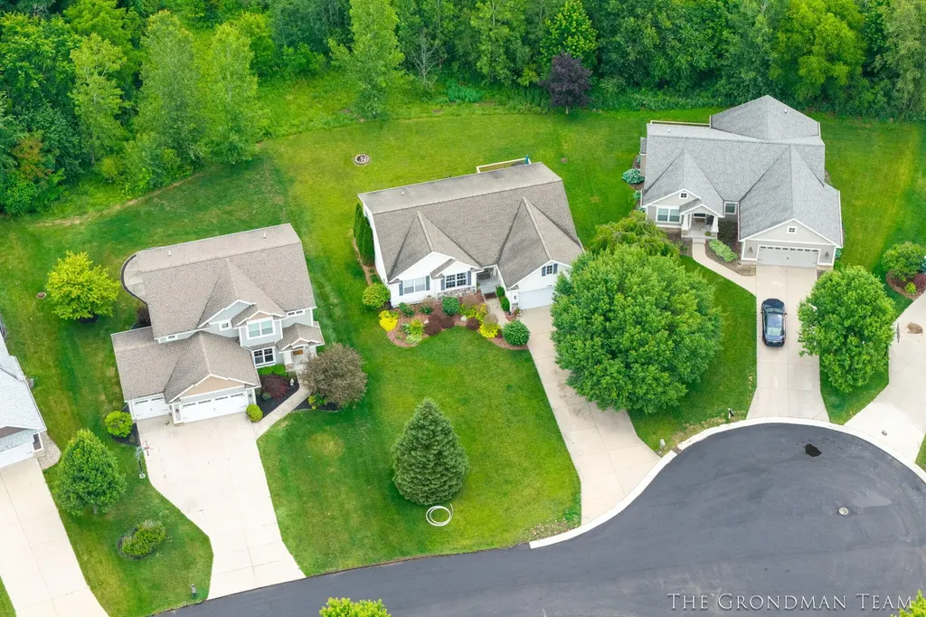 7776 Copper Corner Drive SE Caledonia Township MI 49316