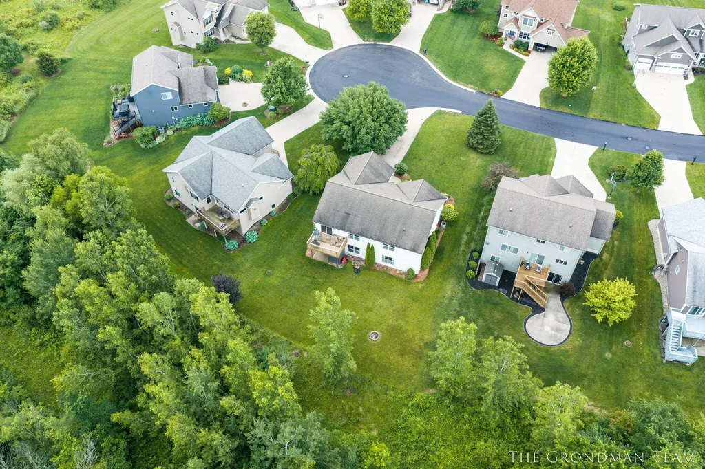 7776 Copper Corner Drive SE Caledonia Township MI 49316