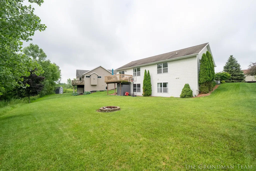 7776 Copper Corner Drive SE Caledonia Township MI 49316