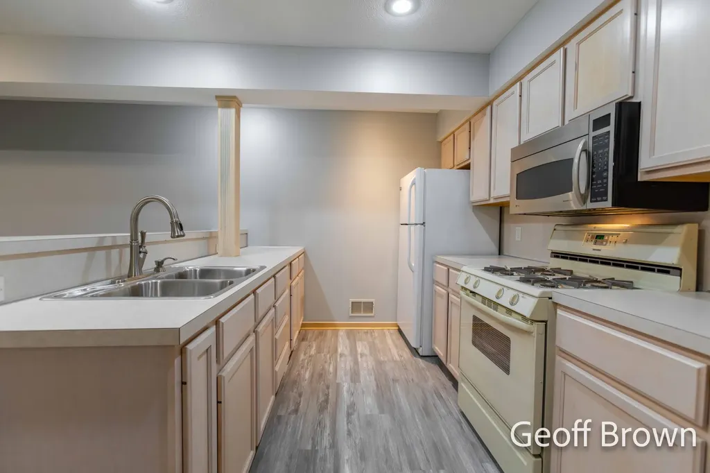1019 Woodspointe Drive SW Byron Township MI 49315