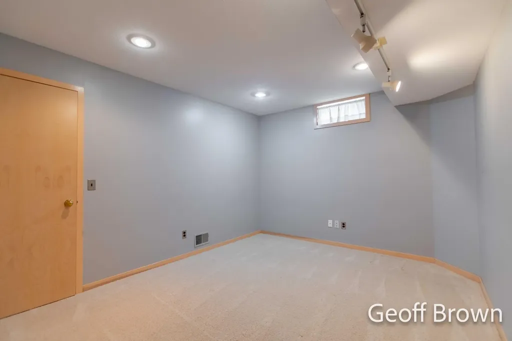 1019 Woodspointe Drive SW Byron Township MI 49315