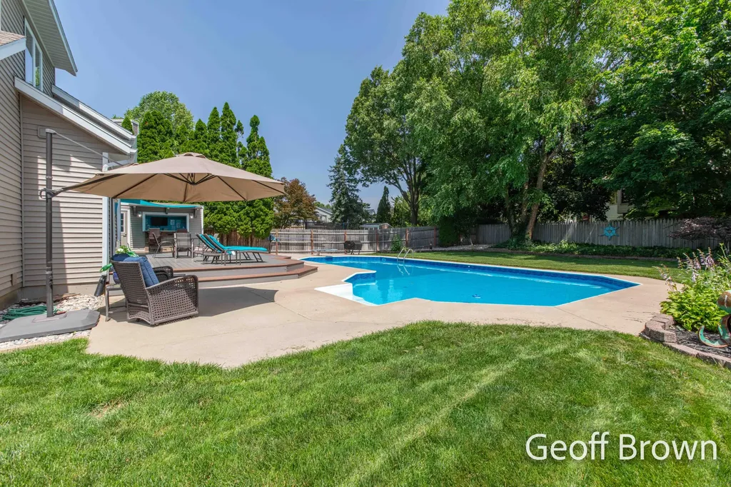 1019 Woodspointe Drive SW Byron Township MI 49315