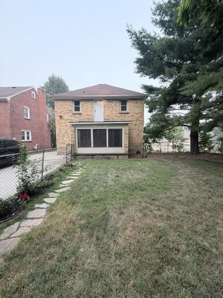 2140 NE Coit Avenue NE Grand Rapids City MI 49505