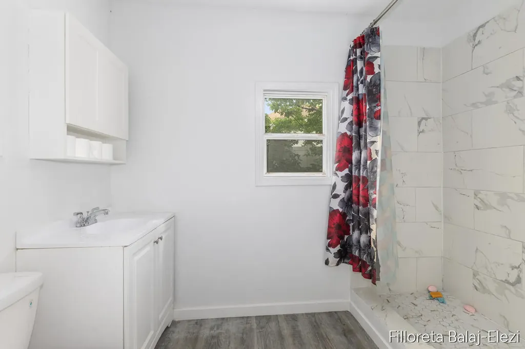 627 Watkins Street SE Grand Rapids City MI 49507