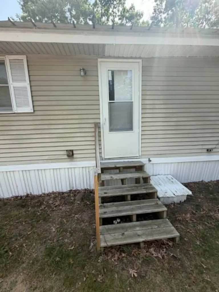 1175 Calgary Drive Norton Shores City MI 49444