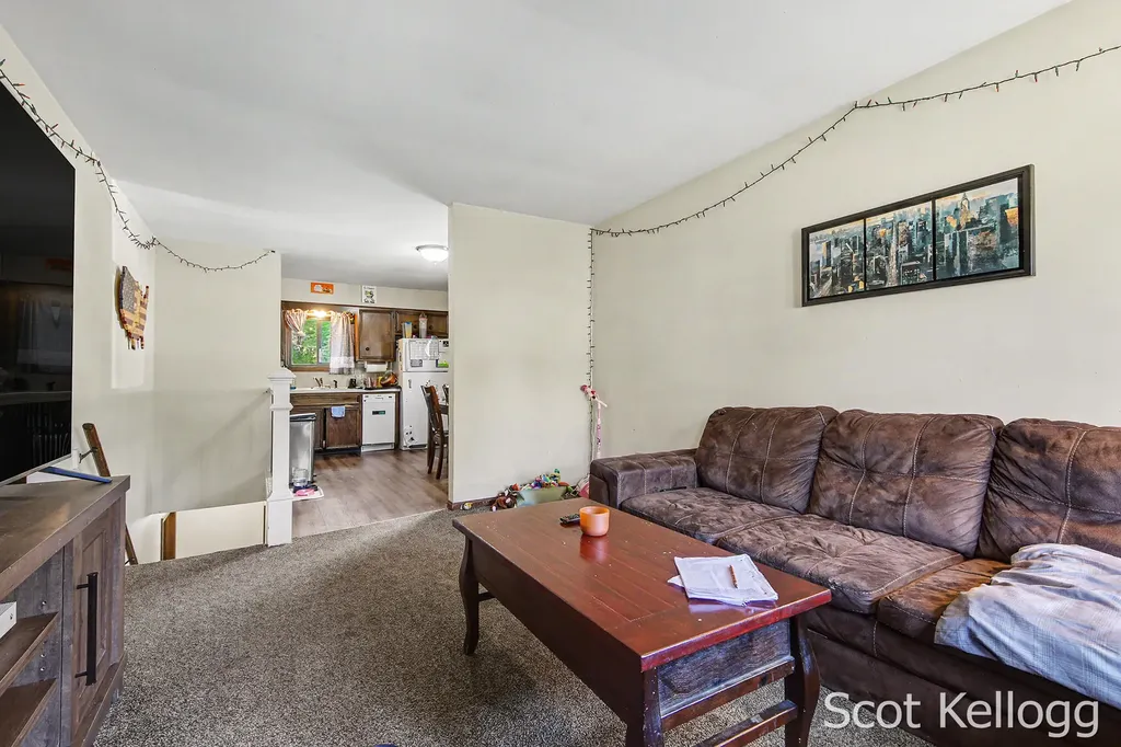 1330-1332 36th Street SW Wyoming City MI 49509