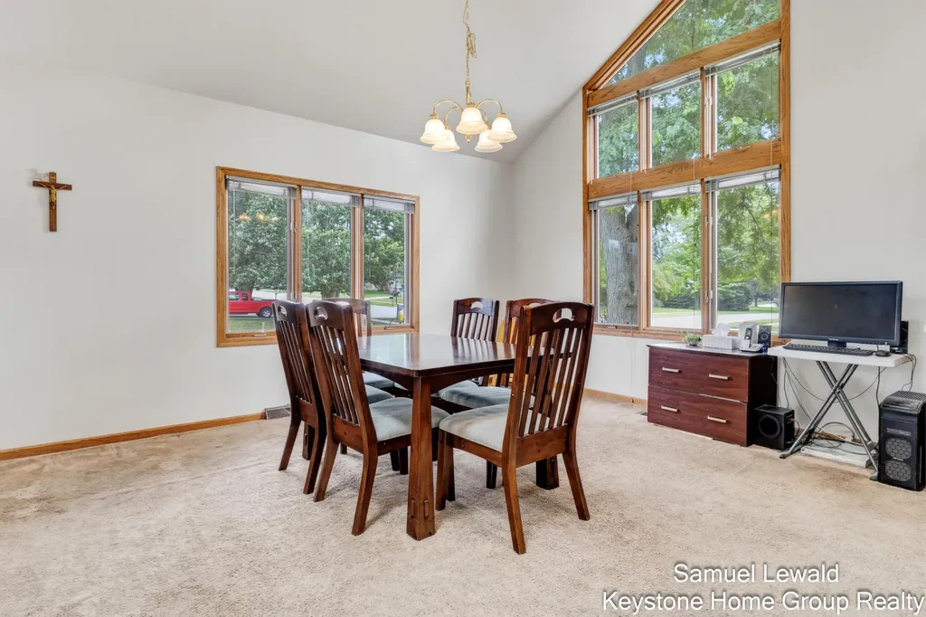 4551 Springmont Drive SE Kentwood City MI 49512