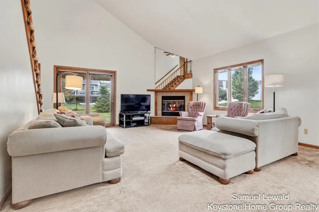 4551 Springmont Drive SE Kentwood City MI 49512
