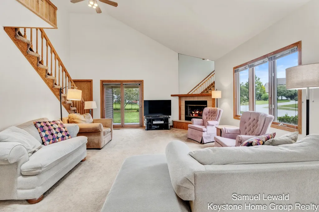 4551 Springmont Drive SE Kentwood City MI 49512