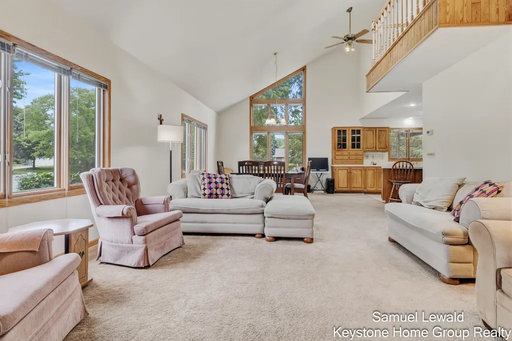 4551 Springmont Drive SE Kentwood City MI 49512