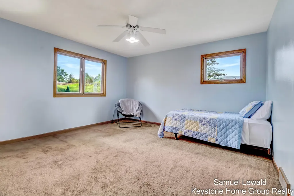 4551 Springmont Drive SE Kentwood City MI 49512