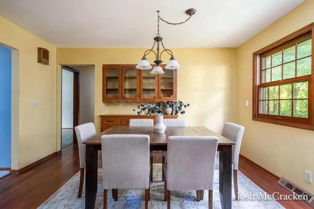2894 Gulliford Drive SE Lowell Charter Township MI 49331